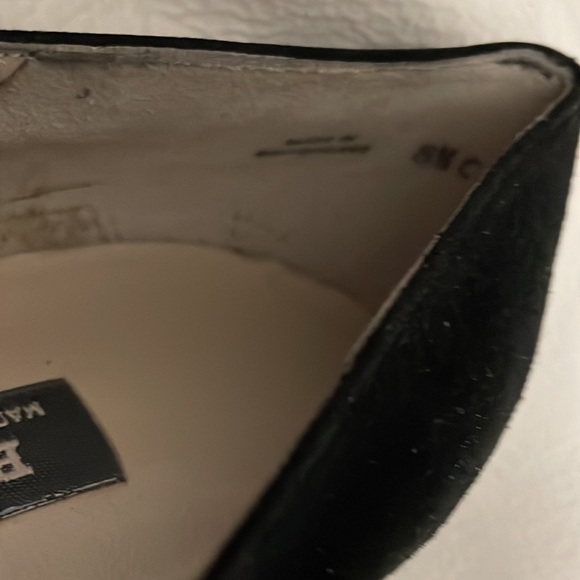 BALLY- NWOT - 8.5 - Gorgeous Black suede low heeled pumps w/grosgrain bows. - Picture 8 of 9